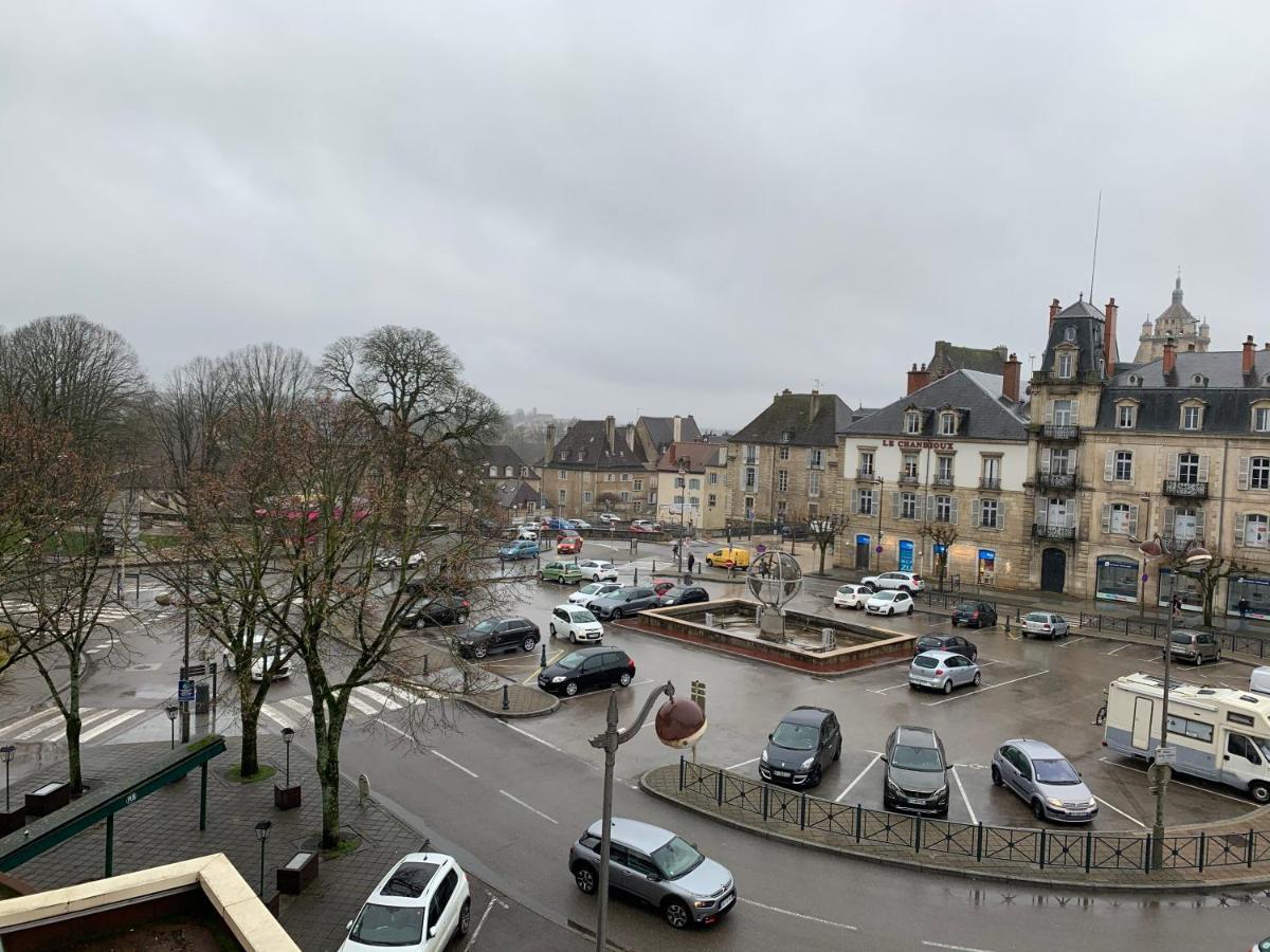 Nos Studios Au Centre Ville A Dole Exteriör bild